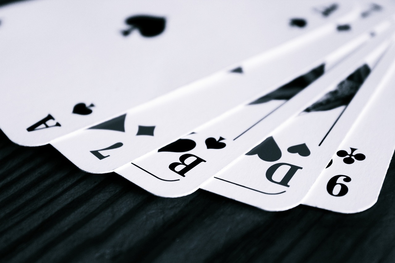 Покер: Когда карты решают судьбу – захватывающие турниры, которые оставят вас без слов!