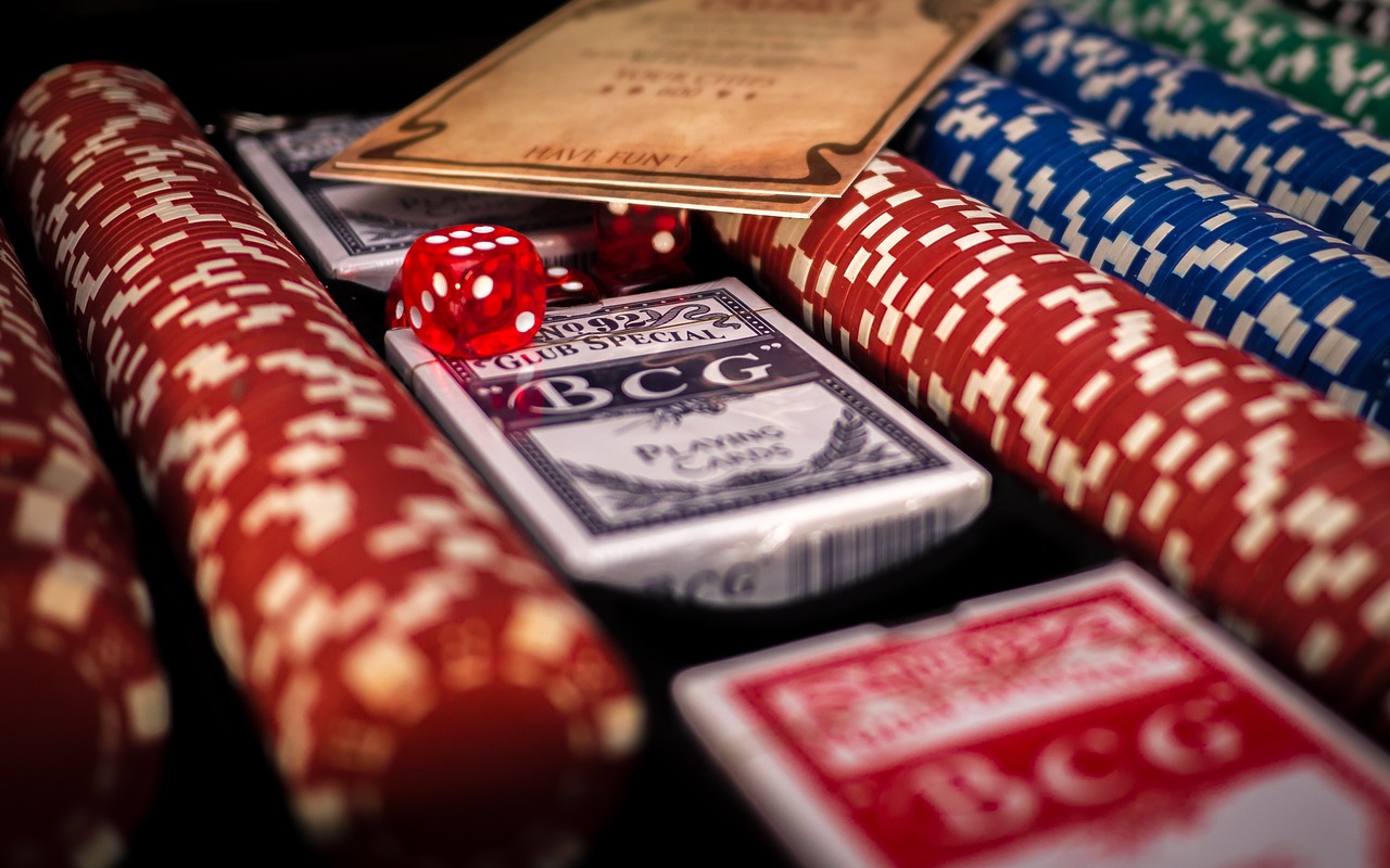Игра на пике: Как достичь выигрыша в покере и стать настоящим мастером